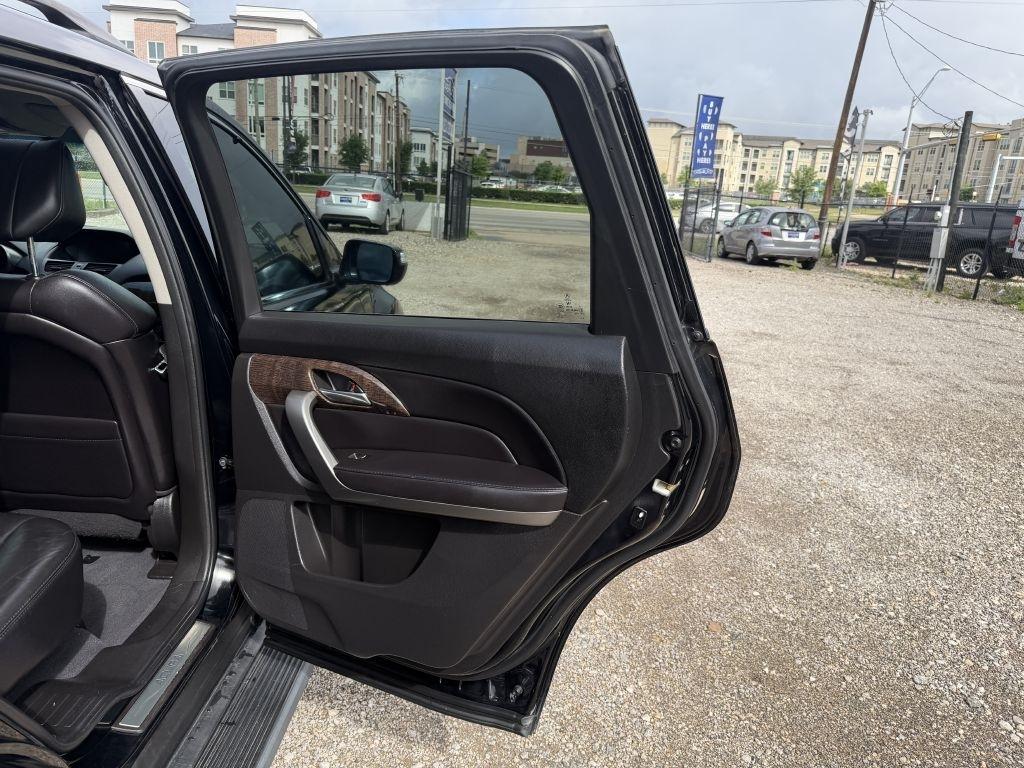 Acura MDX 6-Spd AT w/Tech Package 2013