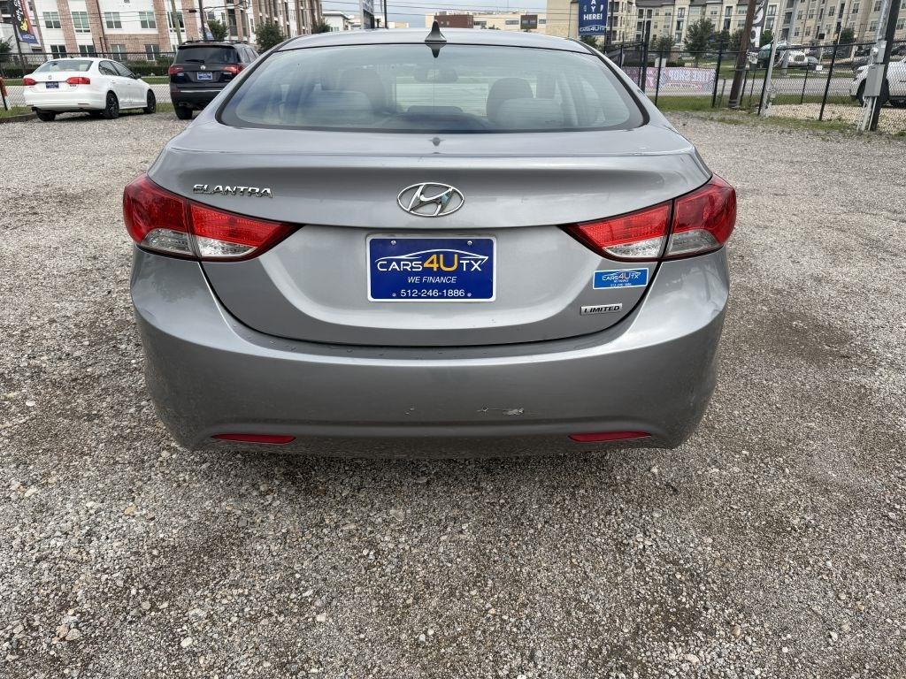 Hyundai Elantra Limited Auto 2013