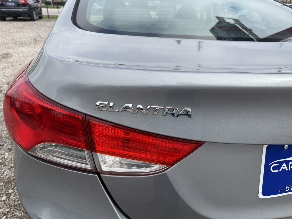 Hyundai Elantra Limited Auto 2013