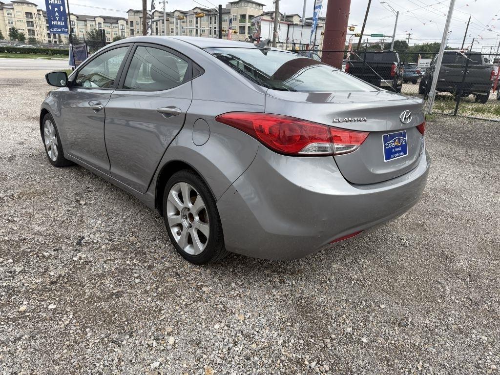 Hyundai Elantra Limited Auto 2013