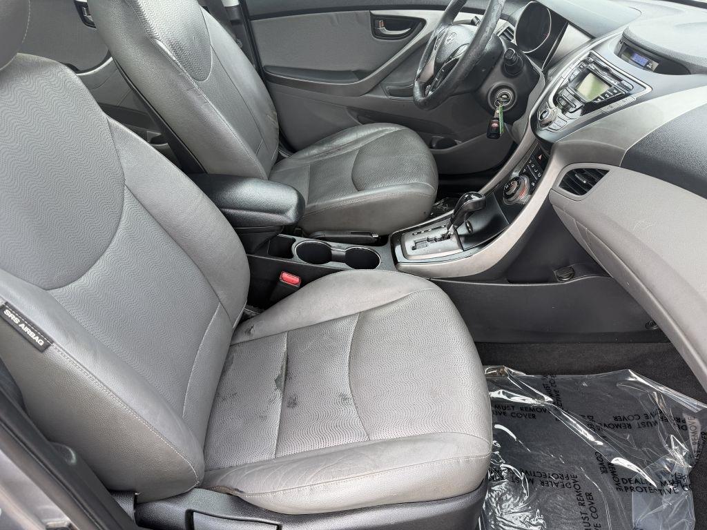 Hyundai Elantra Limited Auto 2013