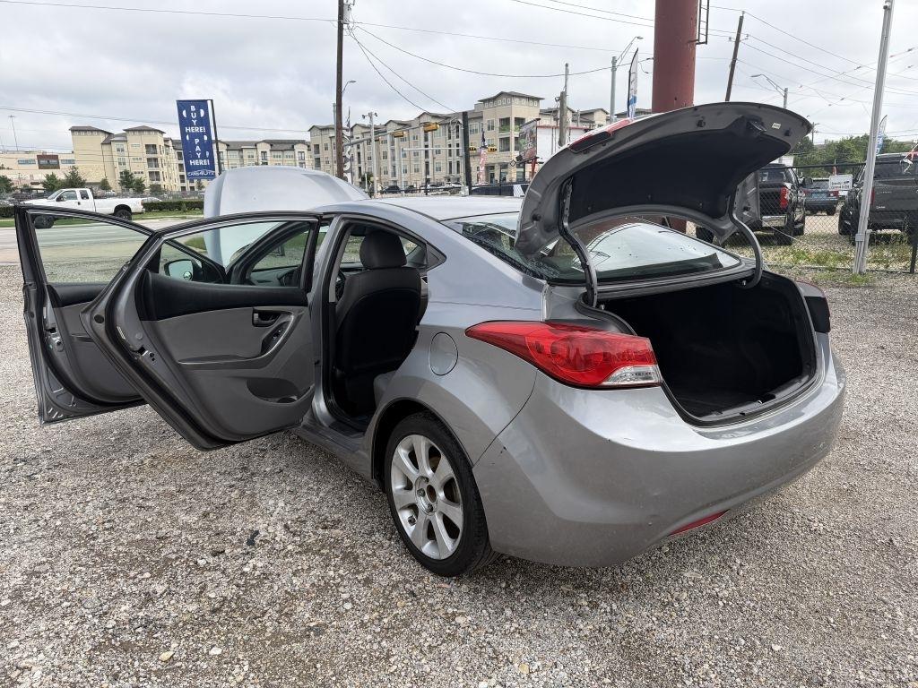 Hyundai Elantra Limited Auto 2013
