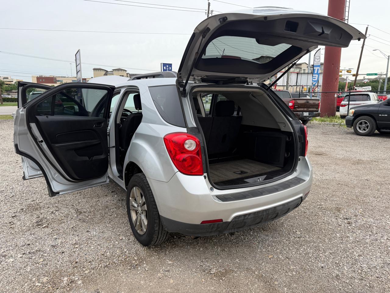 Chevrolet Equinox LT 2WD 2011