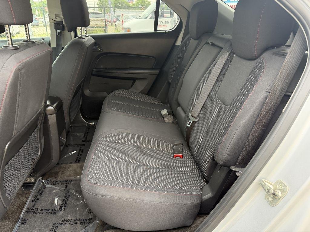 Chevrolet Equinox LT 2WD 2011