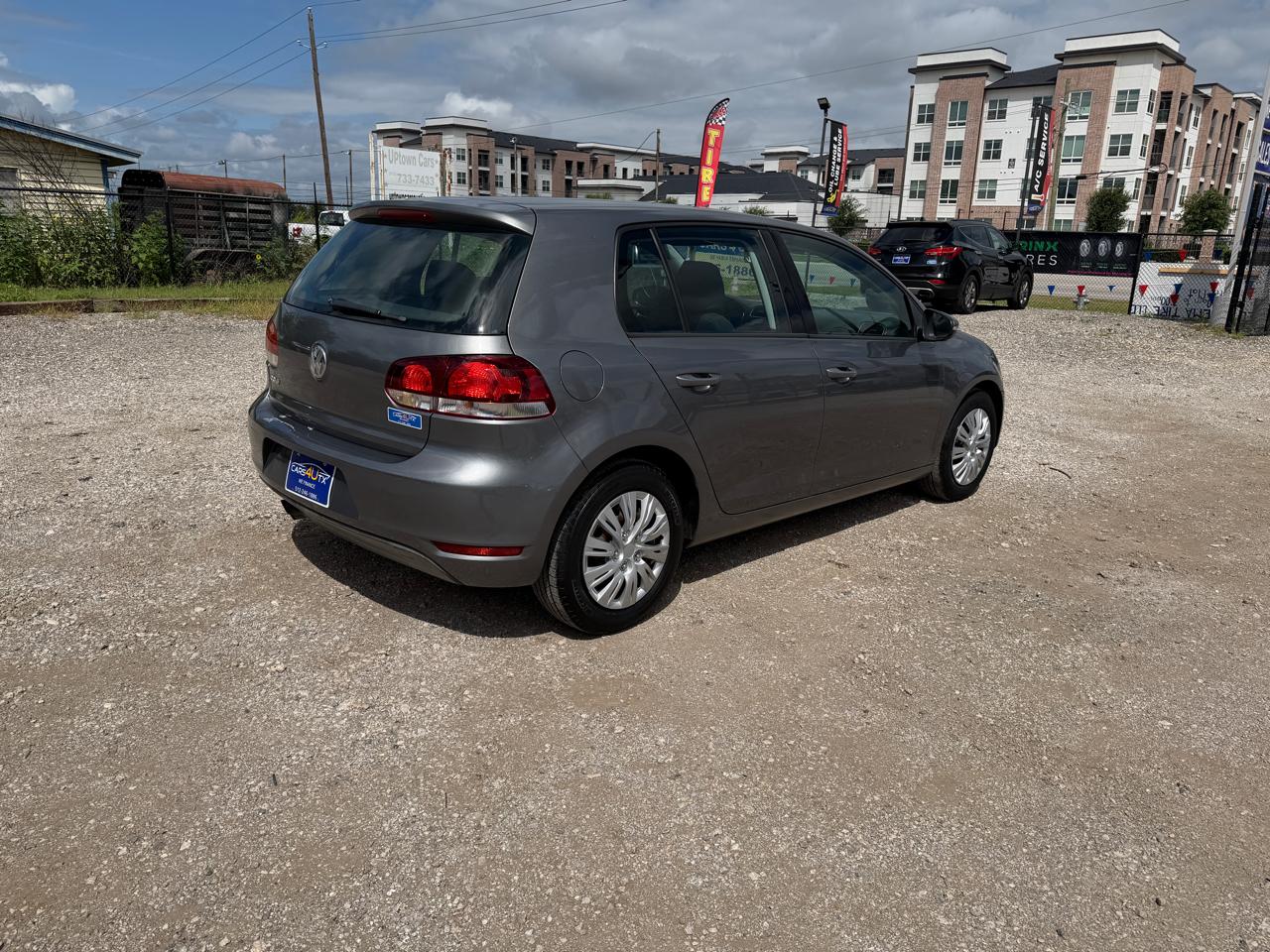 Volkswagen Golf 2.5L 4-Door 2012