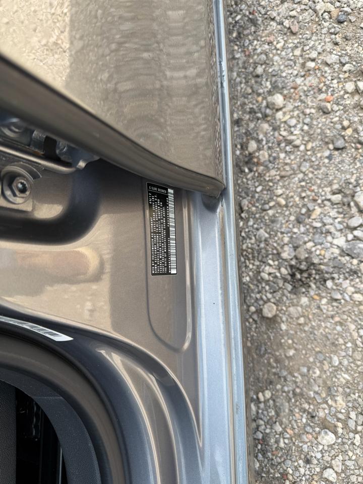 Volkswagen Golf 2.5L 4-Door 2012