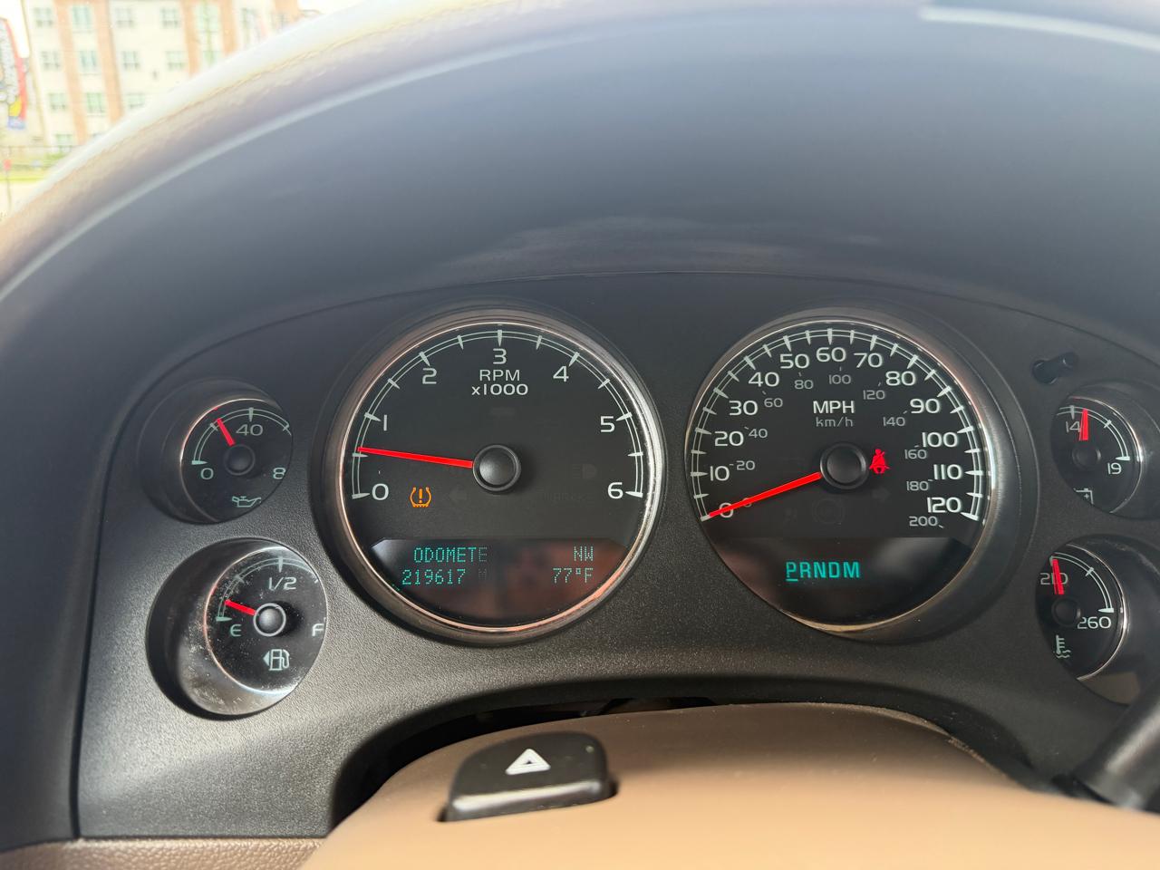 Chevrolet Avalanche LT 2WD 2010