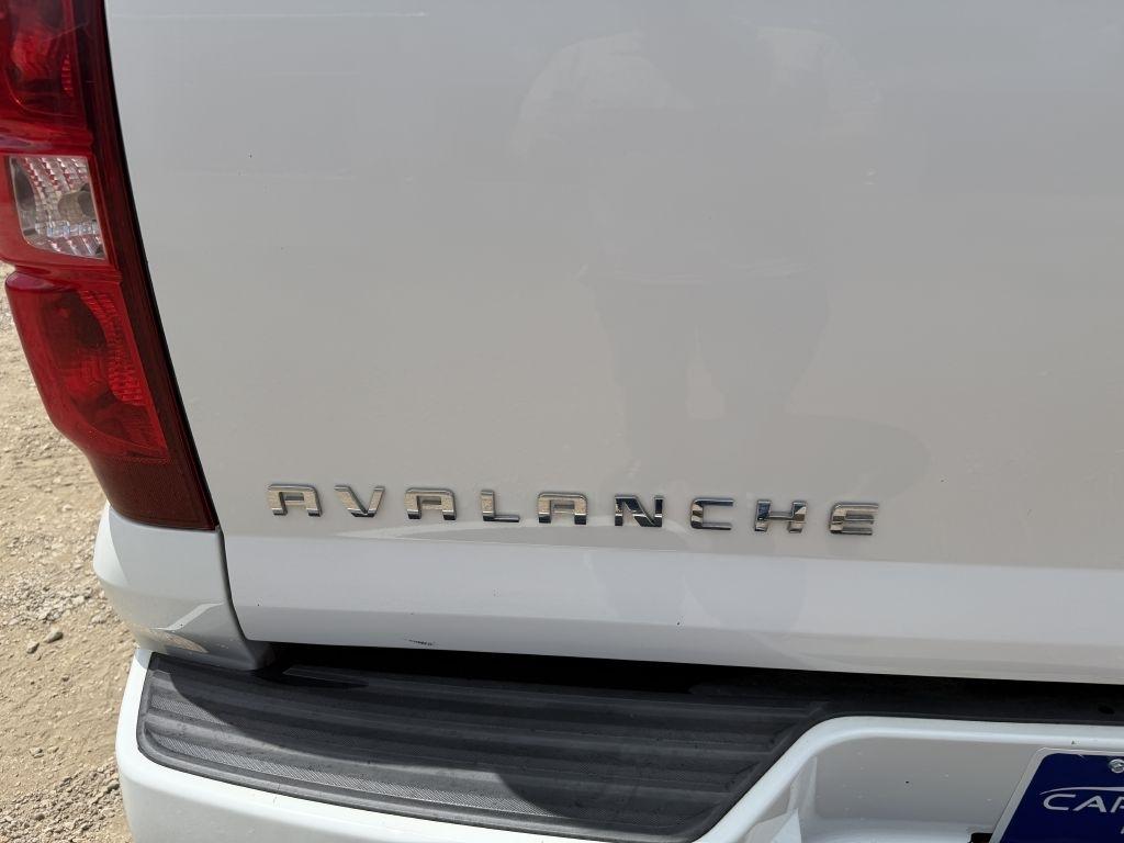 Chevrolet Avalanche LT 2WD 2010