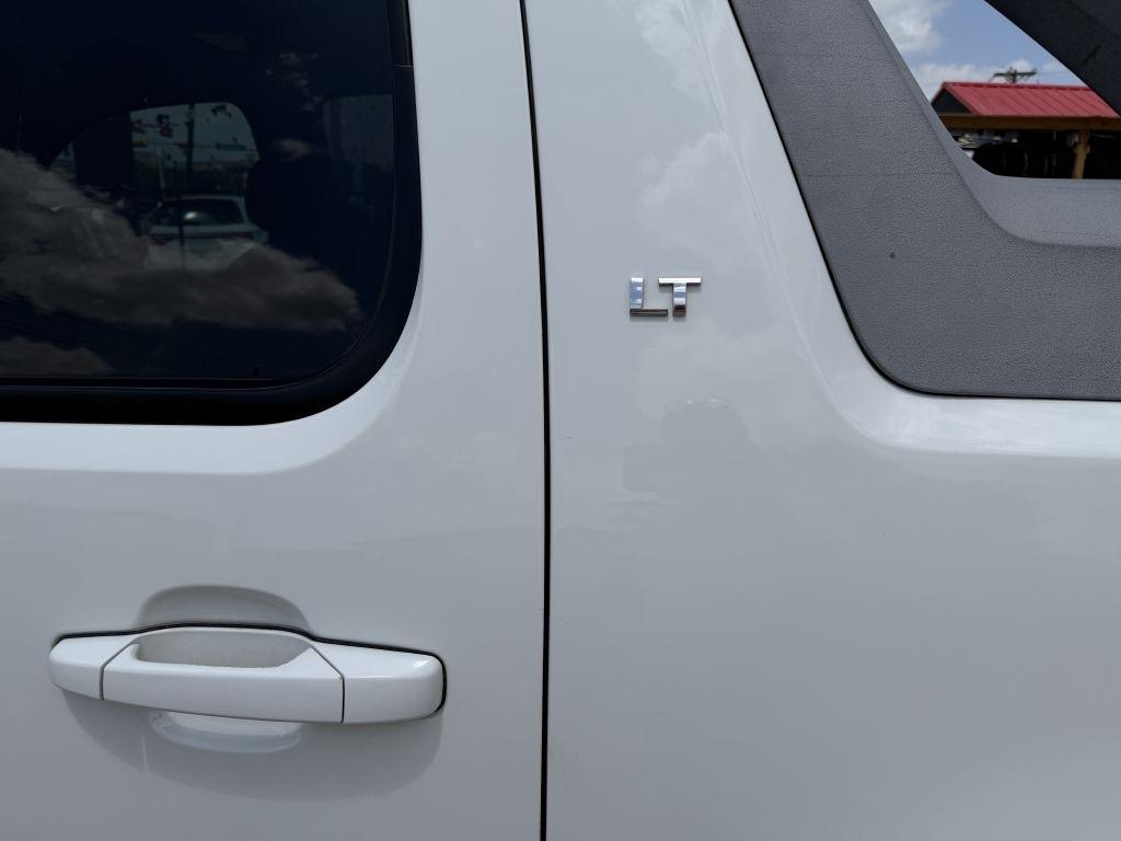Chevrolet Avalanche LT 2WD 2010