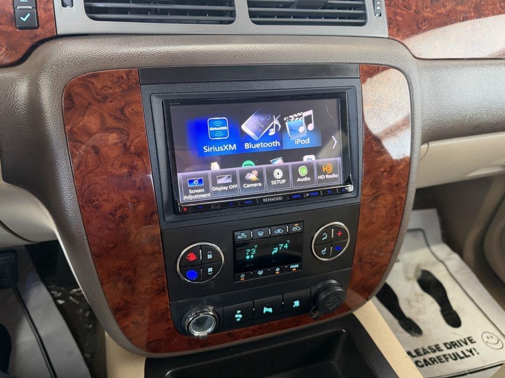 Chevrolet Avalanche LT 2WD 2010