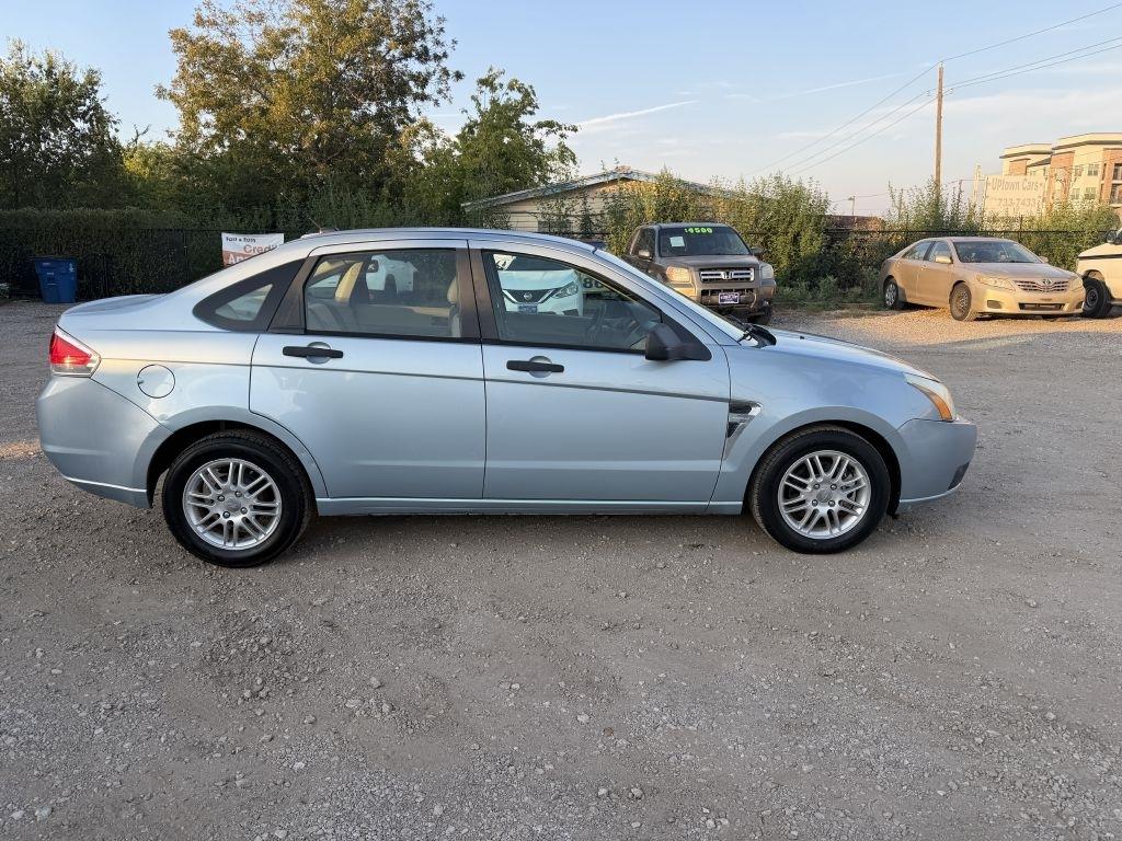 Ford Focus SE Sedan 2008