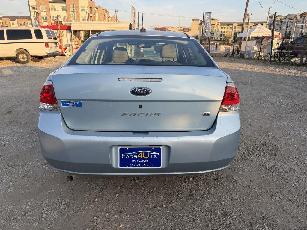 Ford Focus SE Sedan 2008