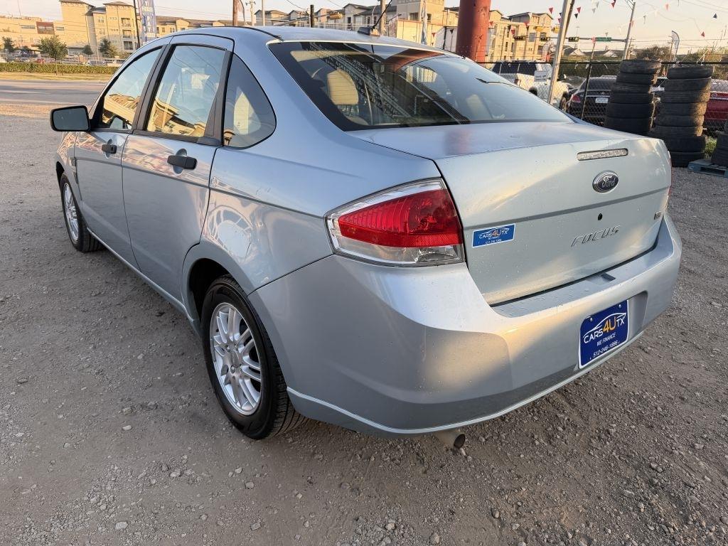 Ford Focus SE Sedan 2008