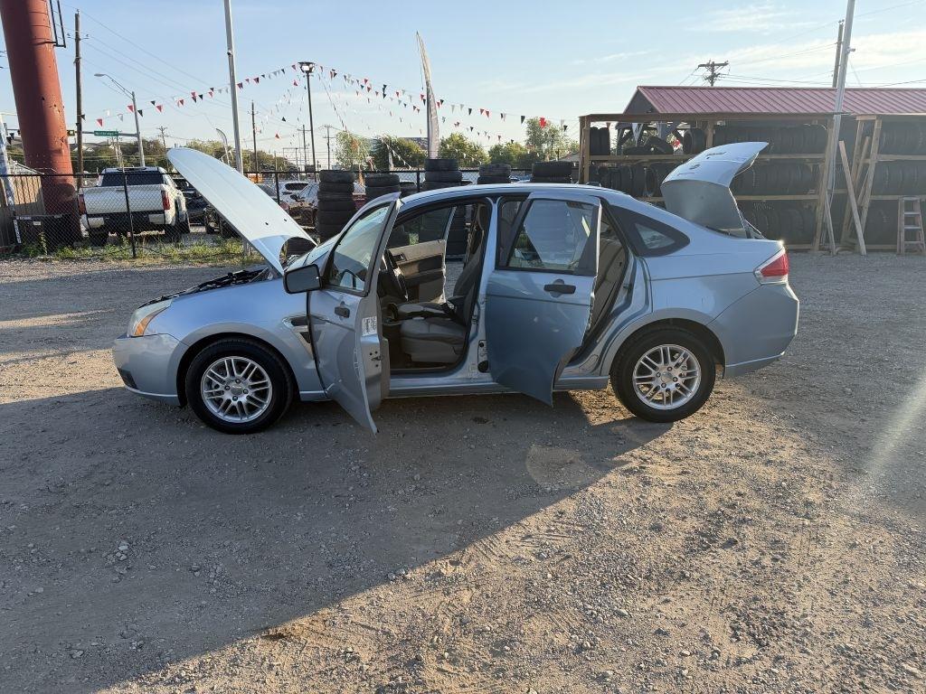 Ford Focus SE Sedan 2008