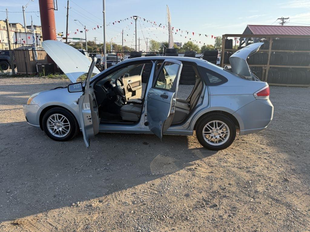 Ford Focus SE Sedan 2008