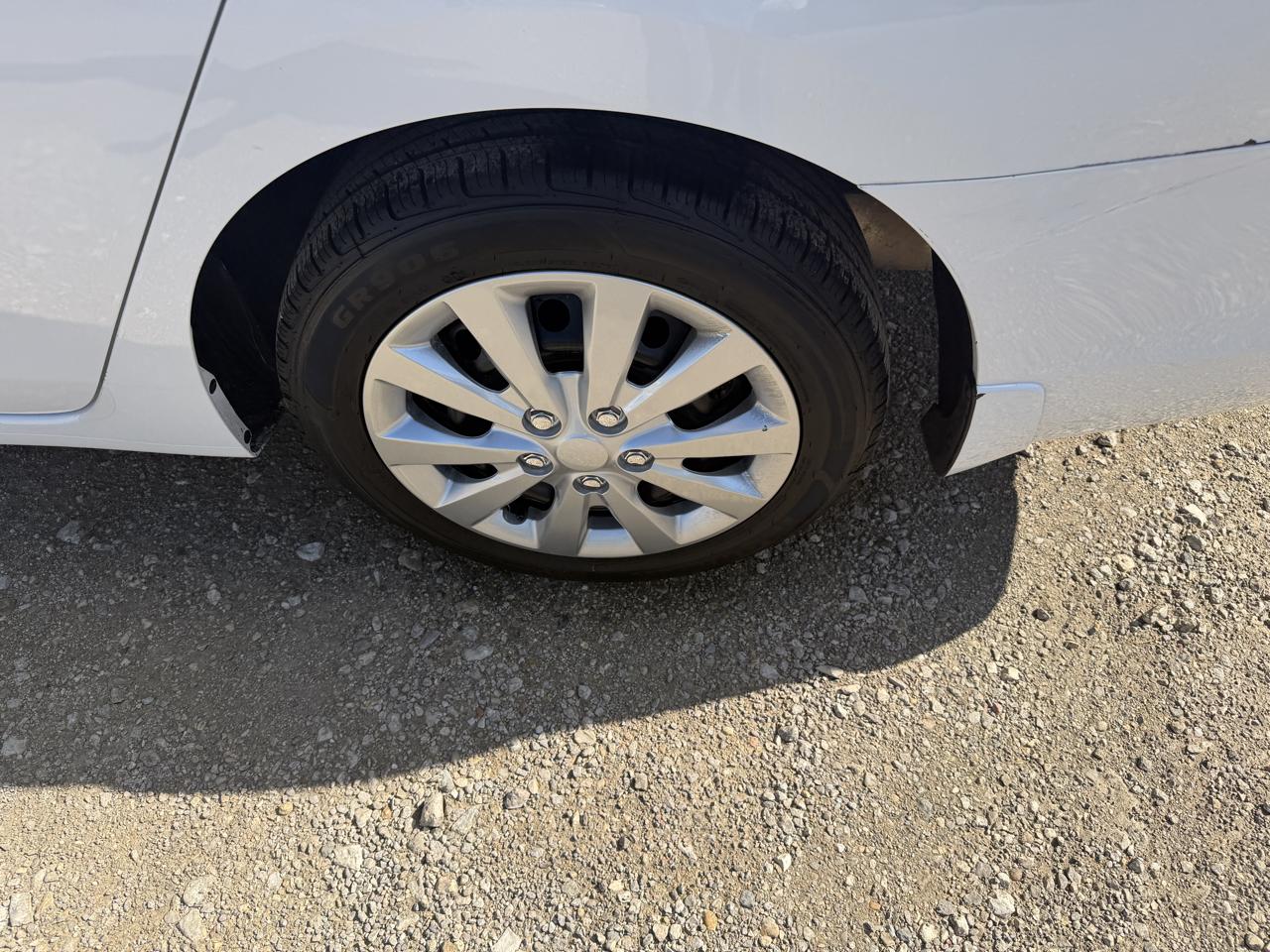 Nissan Sentra S 2019