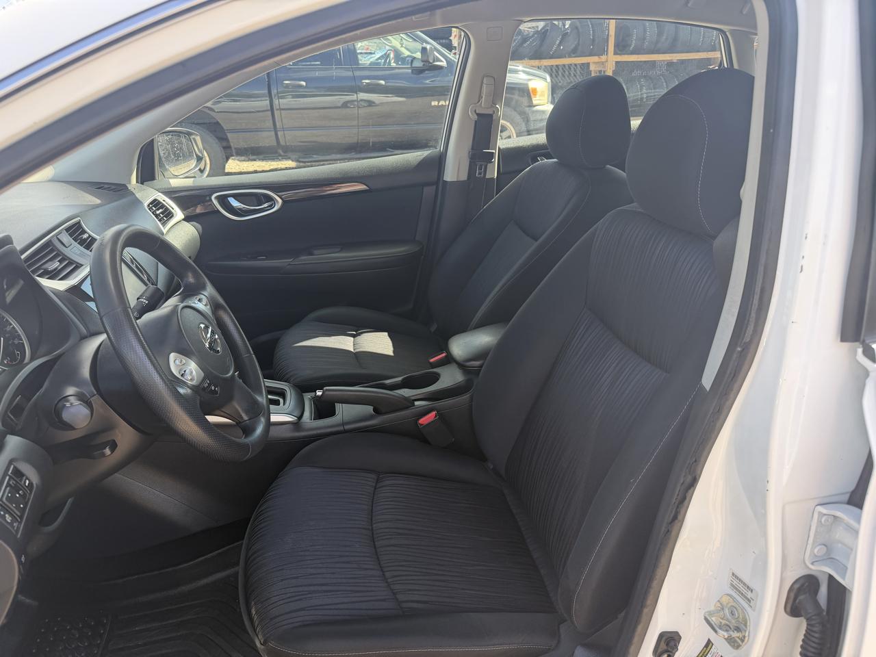 Nissan Sentra S 2019