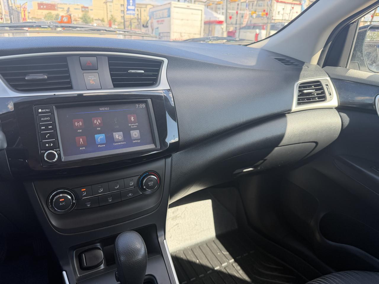 Nissan Sentra S 2019