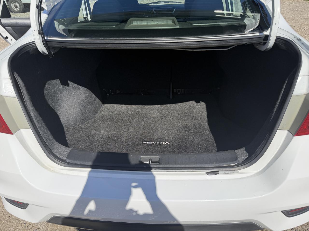 Nissan Sentra S 2019