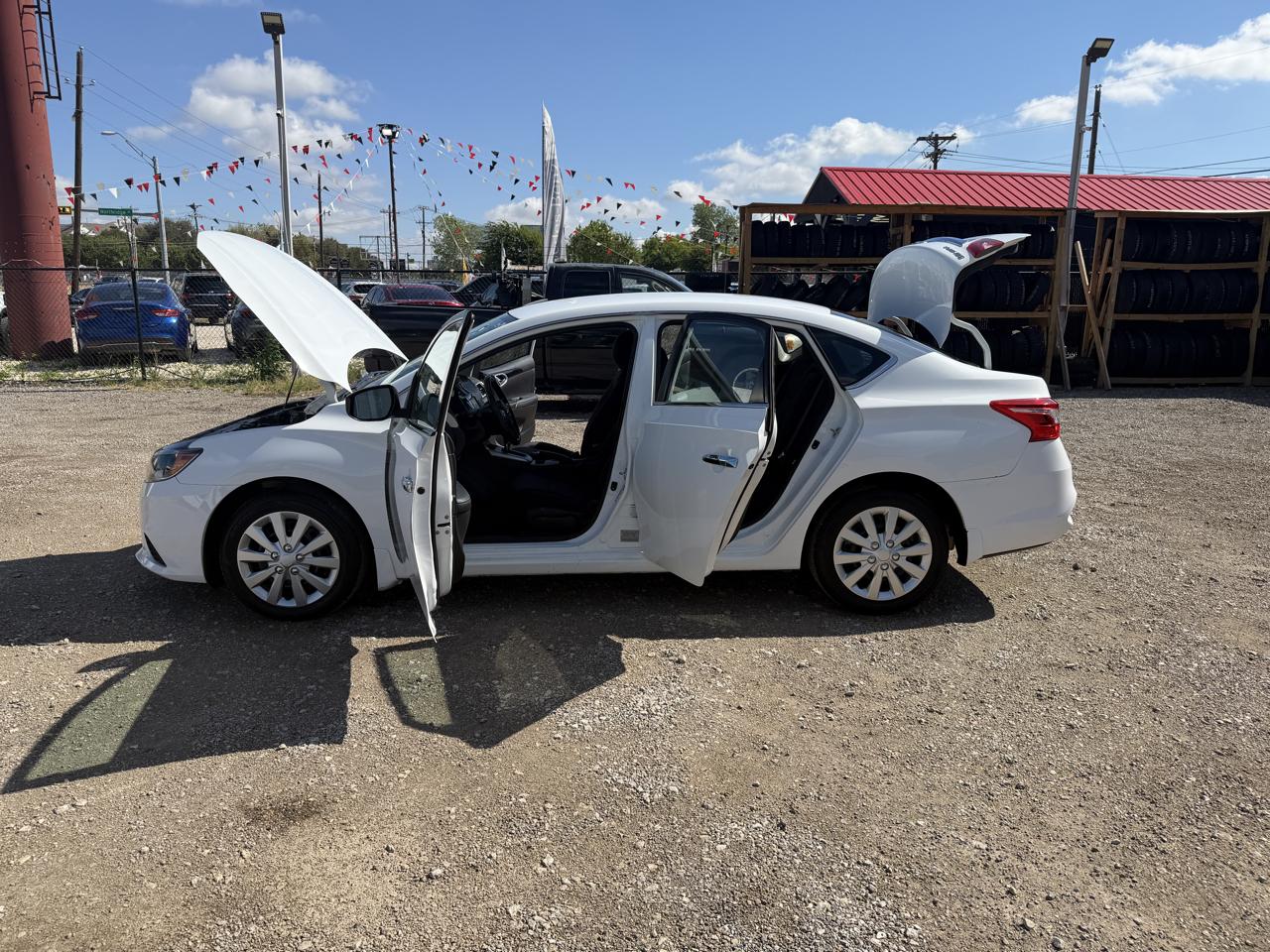 Nissan Sentra S 2019