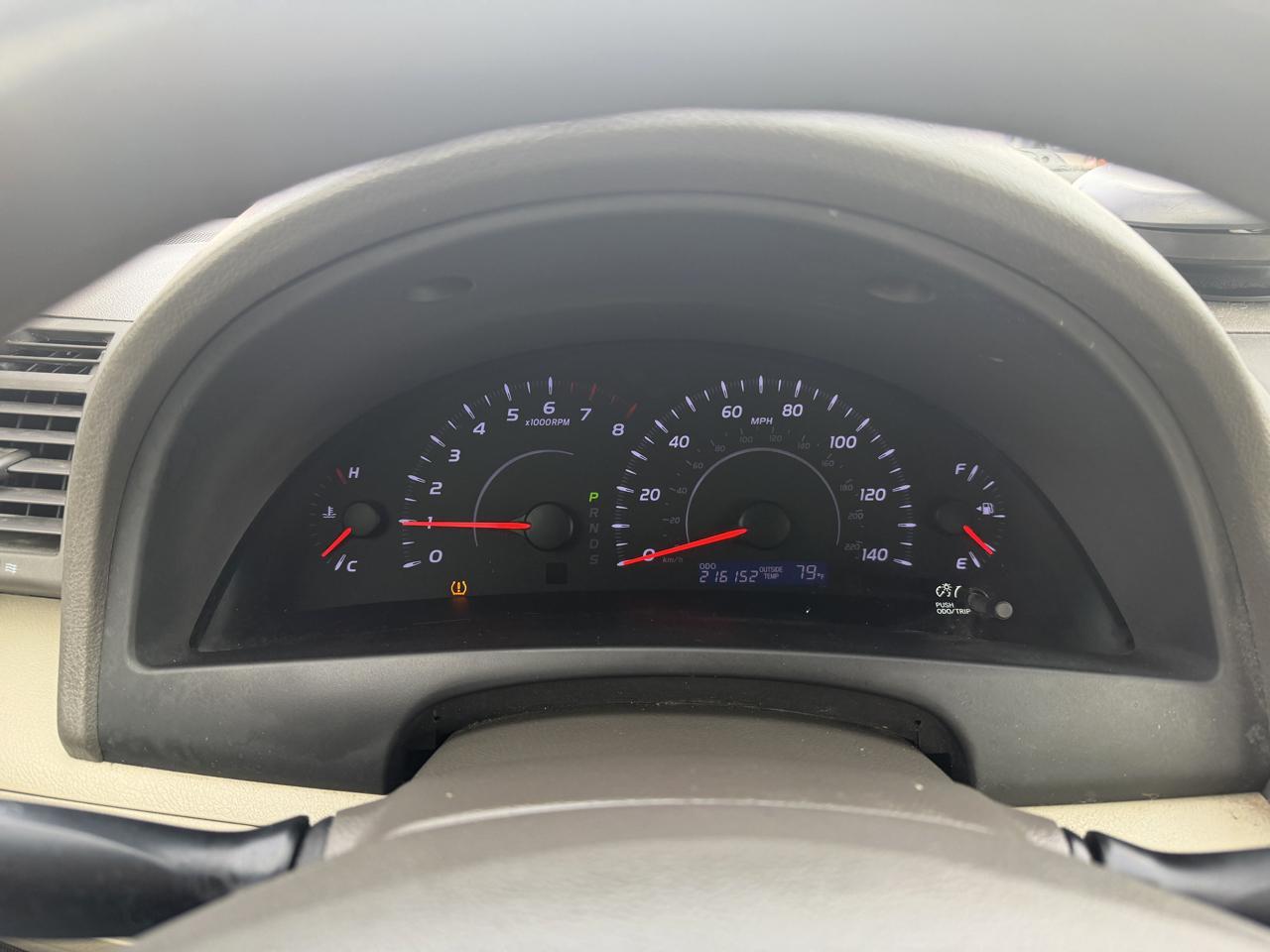 Toyota Camry 4dr Sdn XLE Auto 2010