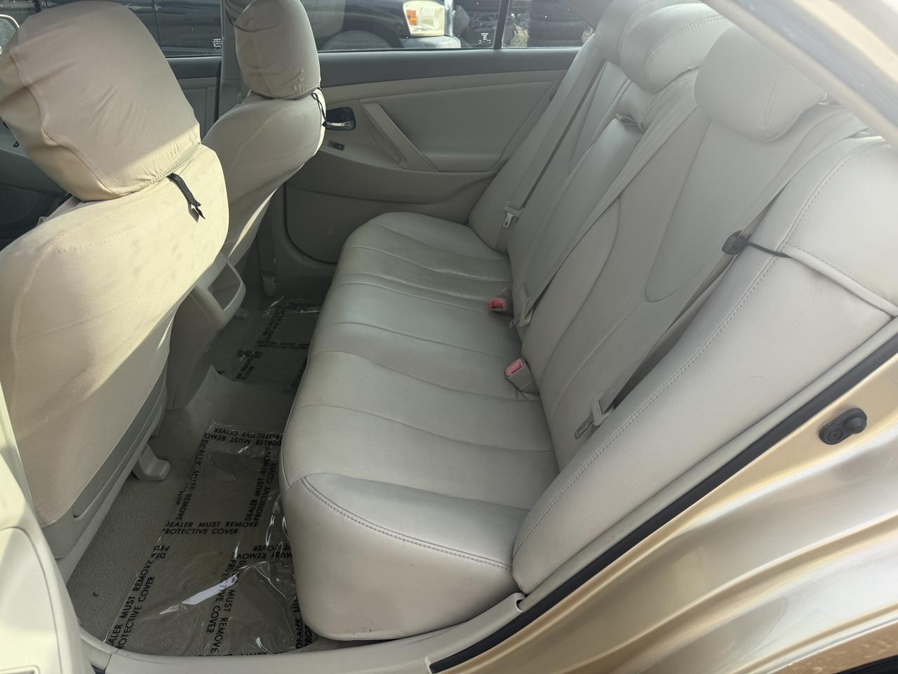 Toyota Camry 4dr Sdn XLE Auto 2010