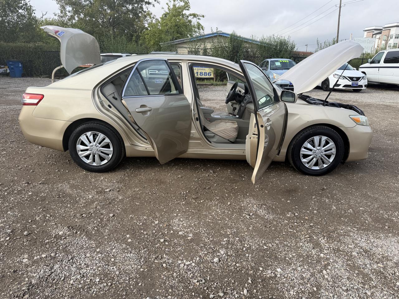 Toyota Camry 4dr Sdn XLE Auto 2010