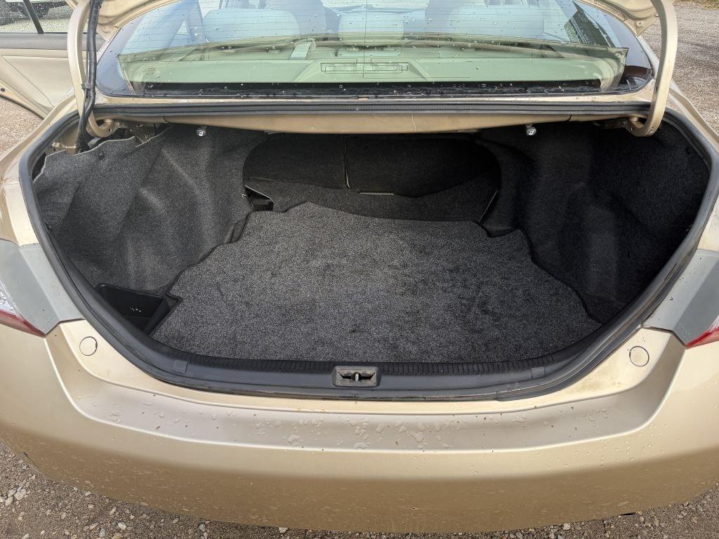 Toyota Camry 4dr Sdn XLE Auto 2010