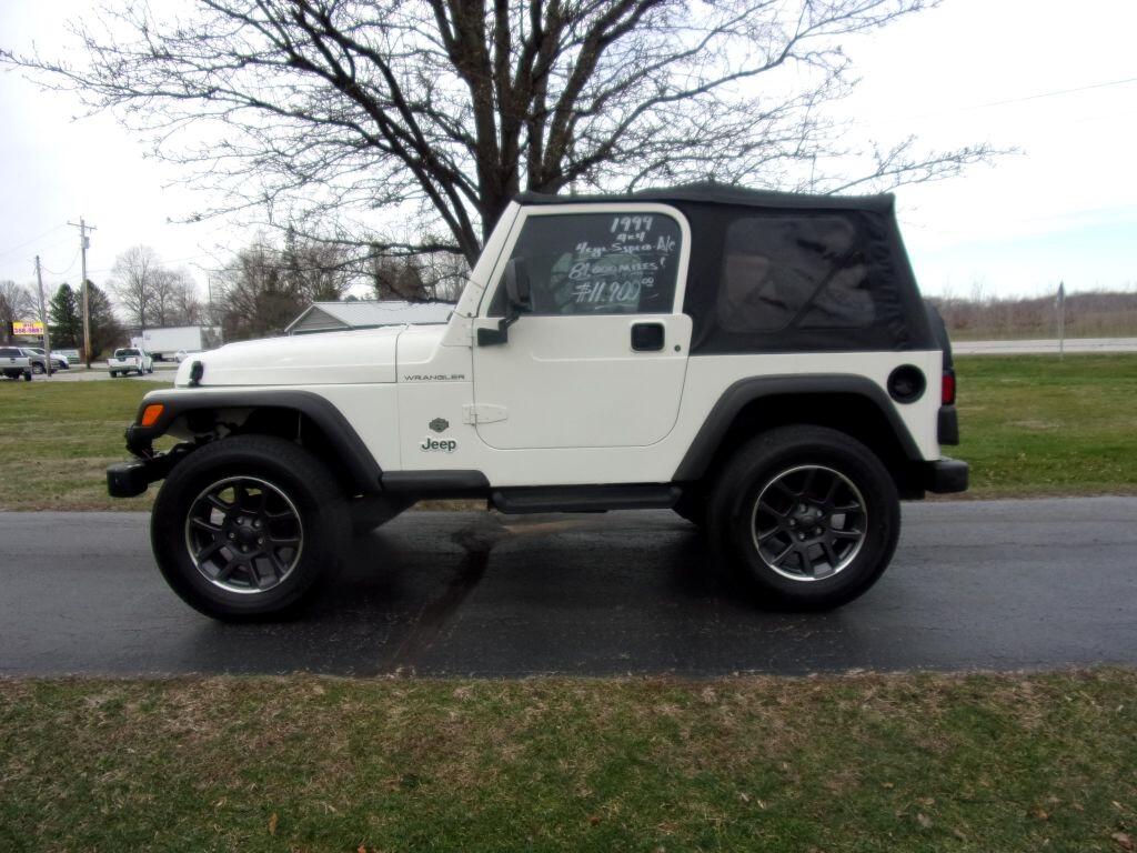 Used 1999 Jeep Wrangler 2dr SE for Sale in Seymour IN 47274 50 Cars and  Trucks