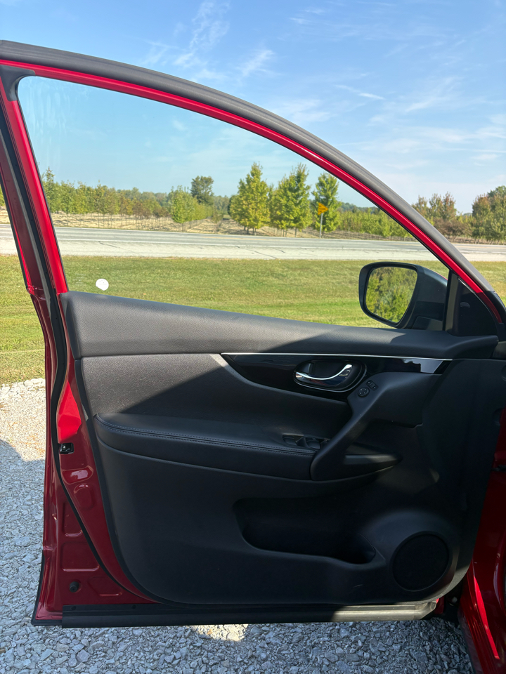 Nissan Rogue Sport AWD SL 2017