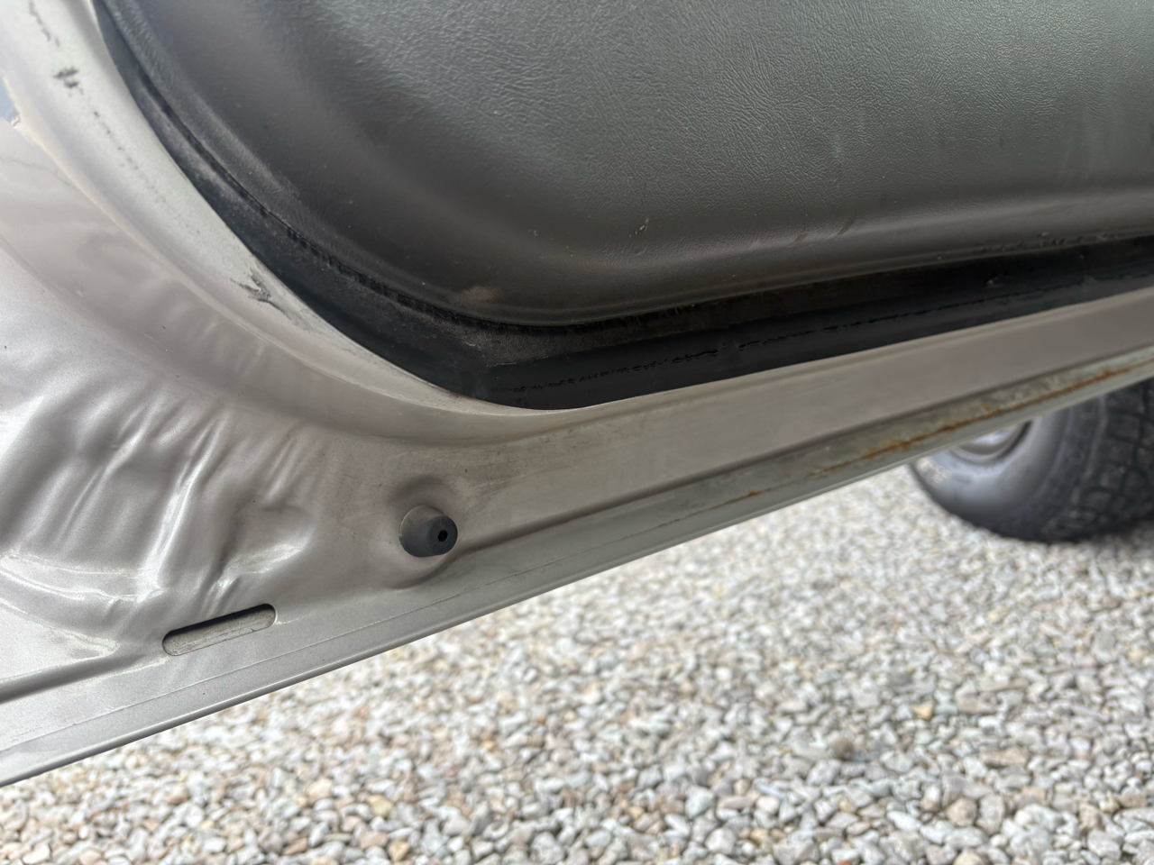 Chevrolet Silverado 1500 Ext Cab 143.5" WB Work Truck 2004