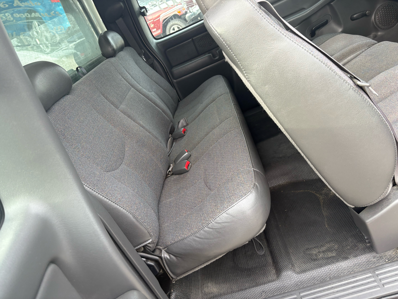 Chevrolet Silverado 1500 Ext Cab 143.5" WB Work Truck 2004