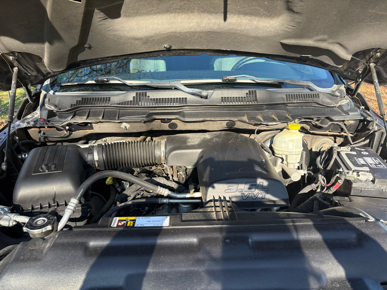 RAM 1500 4WD Crew Cab 140.5" Big Horn 2015