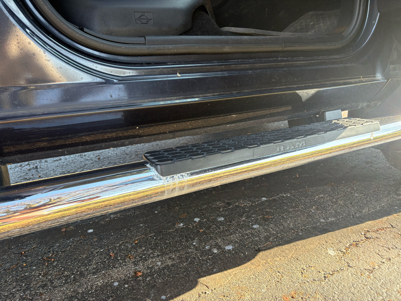 RAM 1500 4WD Crew Cab 140.5" Big Horn 2015