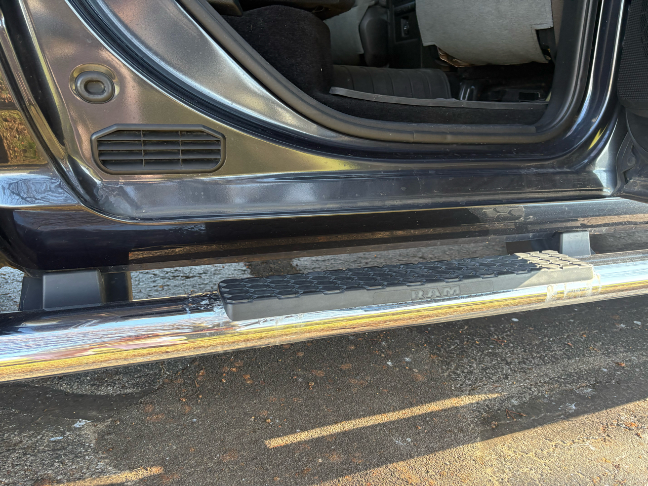 RAM 1500 4WD Crew Cab 140.5" Big Horn 2015