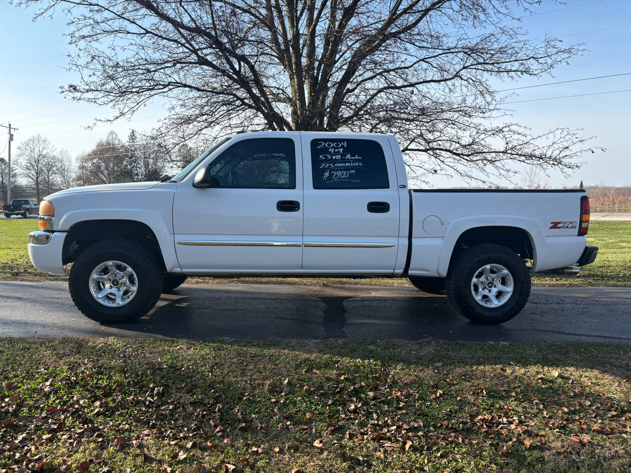 2004 GMC Sierra 1500 Crew Cab Crew Cab 143.5" WB 4WD SLT