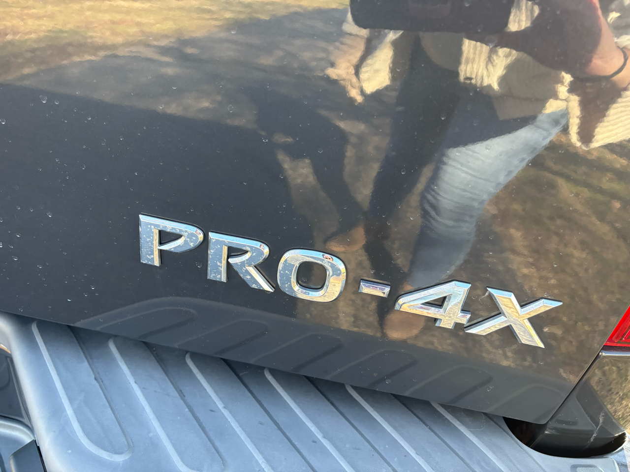 Nissan Frontier 4WD Crew Cab SWB Auto PRO-4X 2012