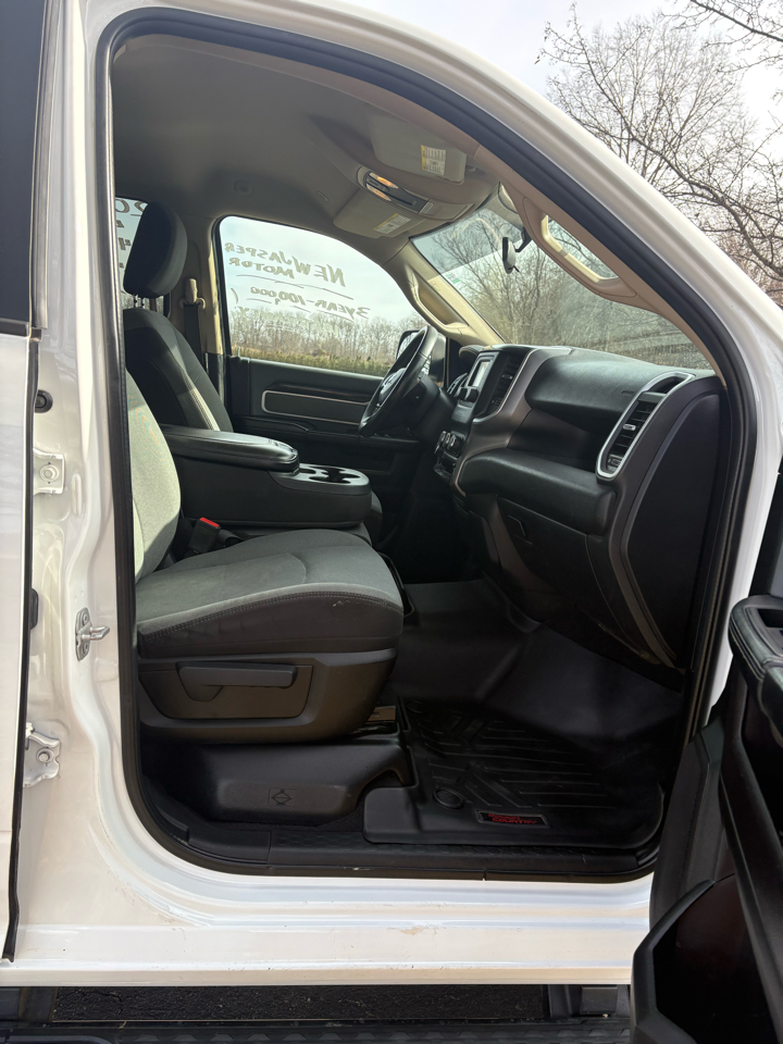 RAM 2500 Big Horn 4x4 Crew Cab 6'4" Box 2019