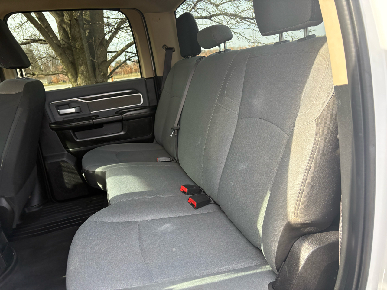 RAM 2500 Big Horn 4x4 Crew Cab 6'4" Box 2019