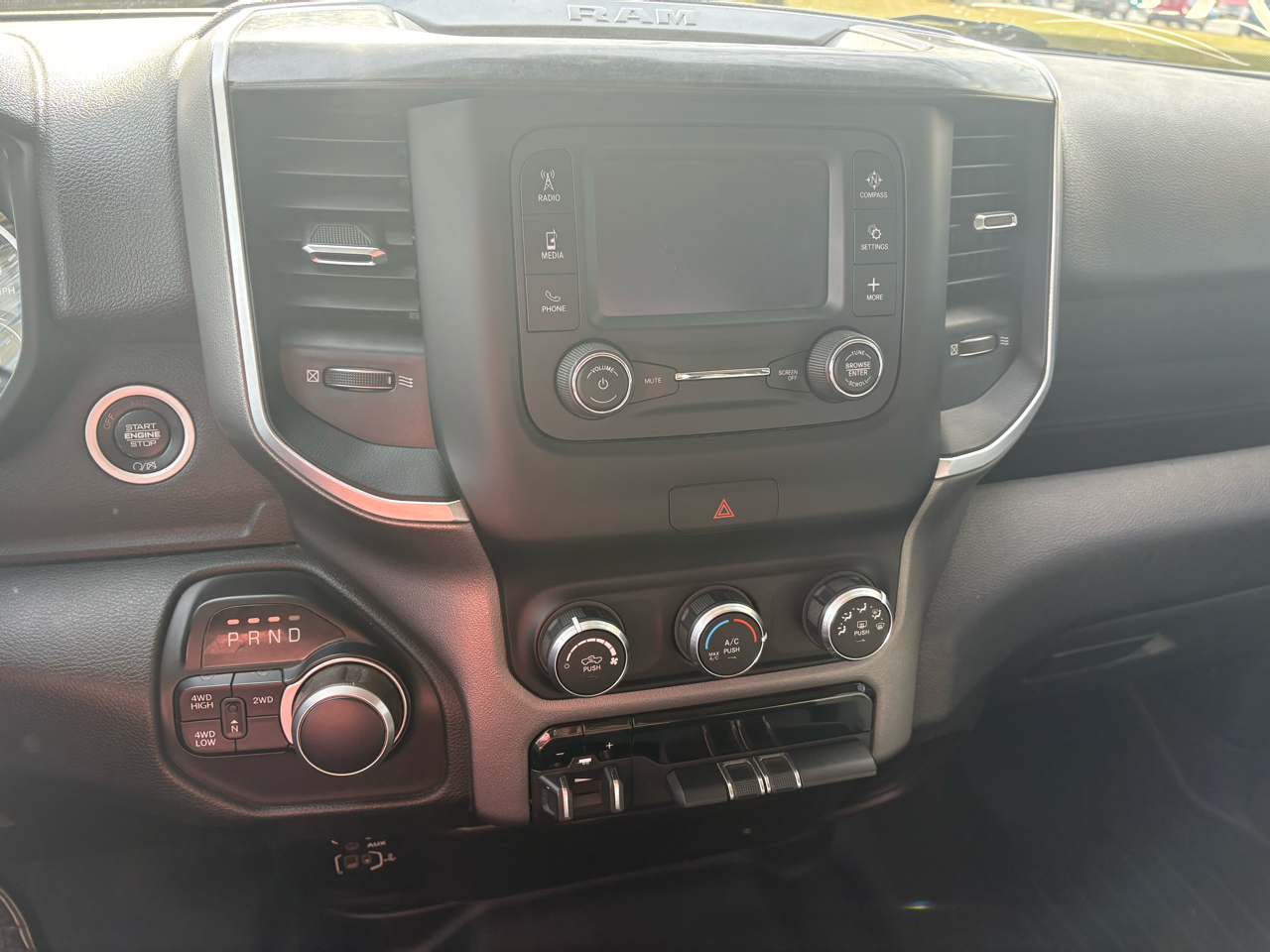 RAM 2500 Big Horn 4x4 Crew Cab 6'4" Box 2019