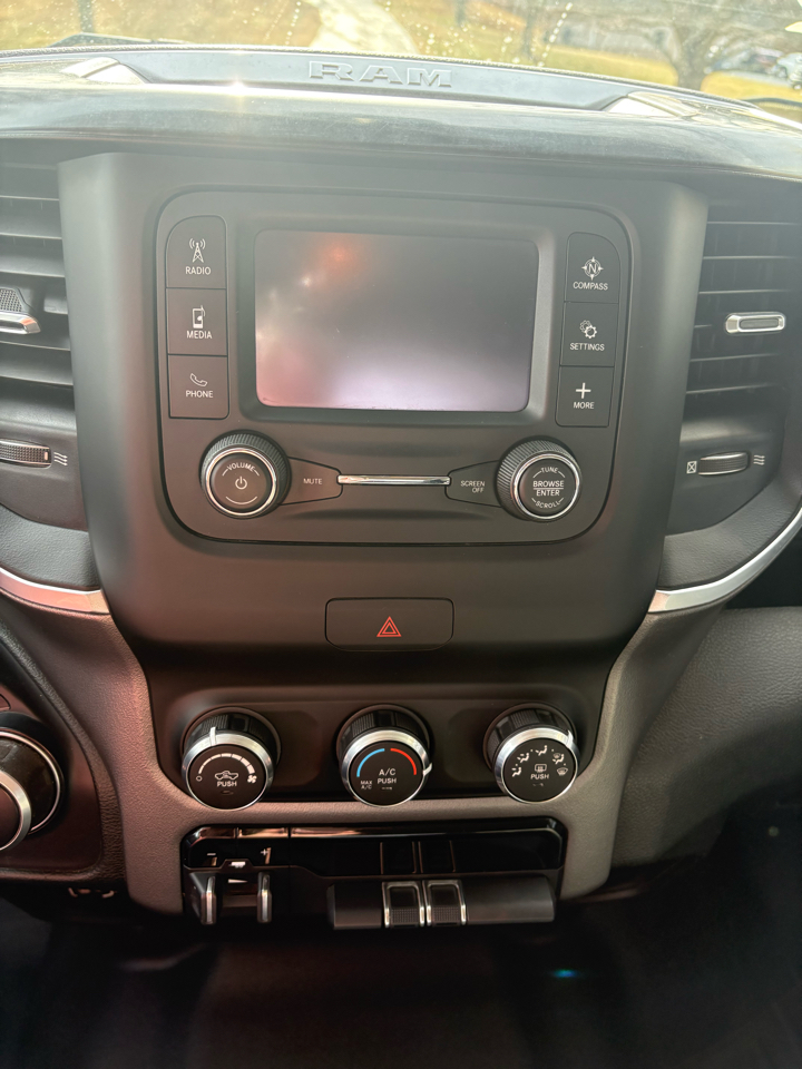 RAM 2500 Big Horn 4x4 Crew Cab 6'4" Box 2019