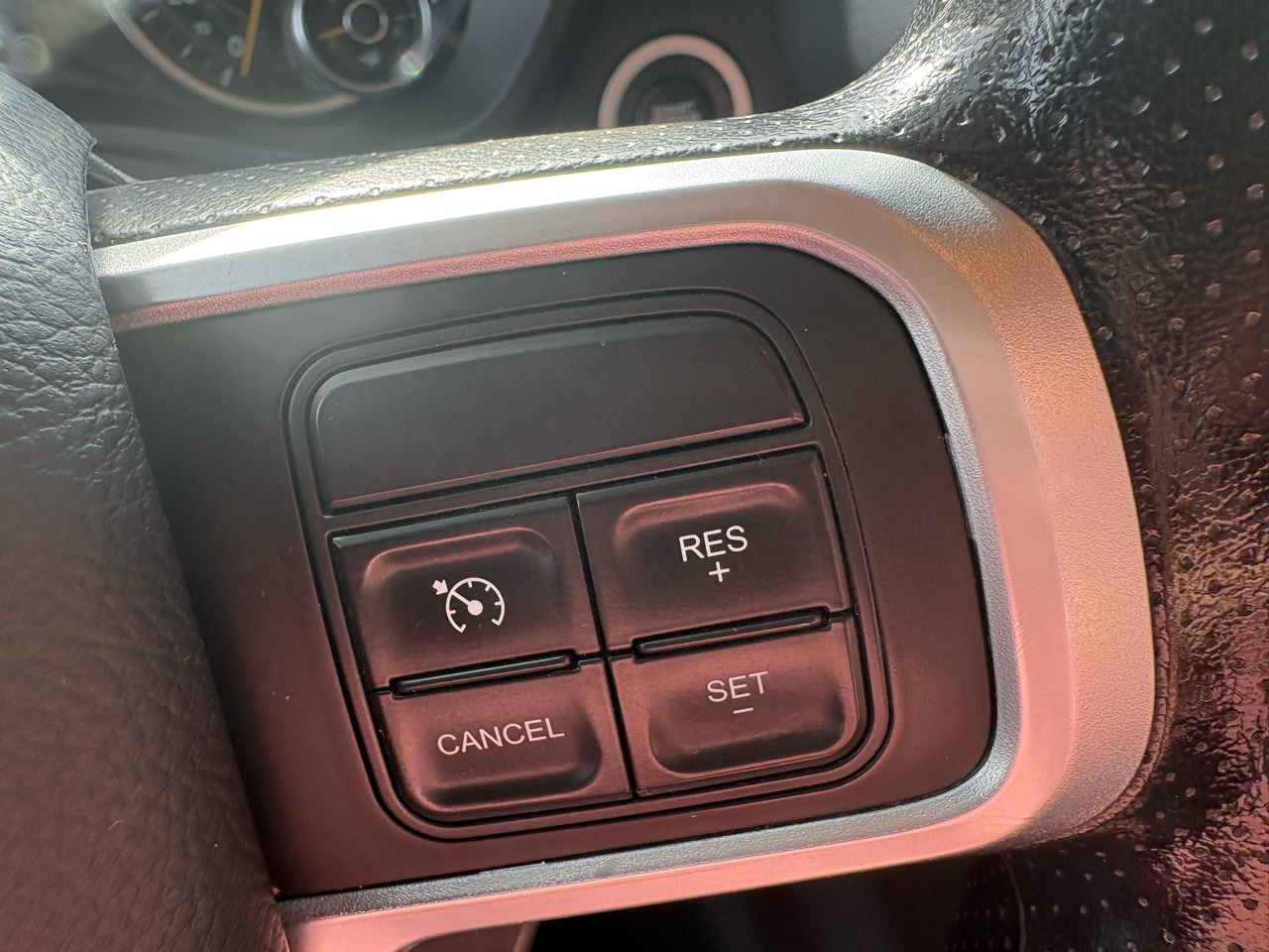 RAM 2500 Big Horn 4x4 Crew Cab 6'4" Box 2019