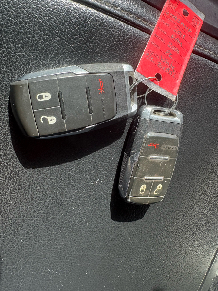 RAM 2500 Big Horn 4x4 Crew Cab 6'4" Box 2019