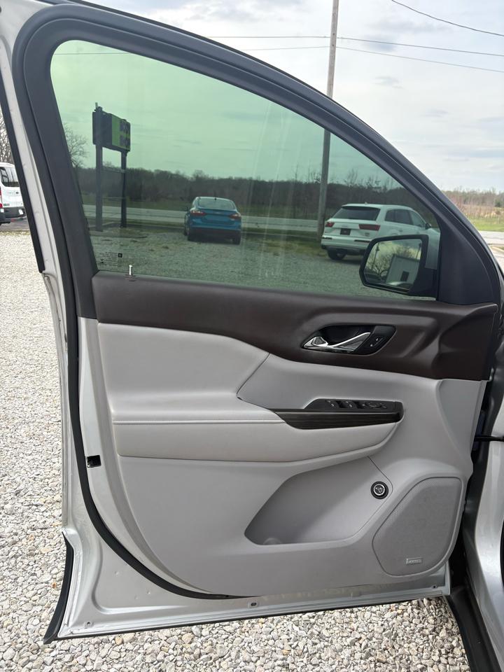 GMC Acadia AWD 4dr SLT w/SLT-1 2018