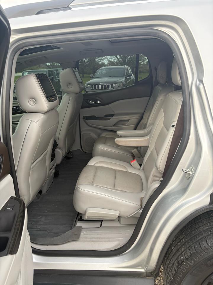 GMC Acadia AWD 4dr SLT w/SLT-1 2018