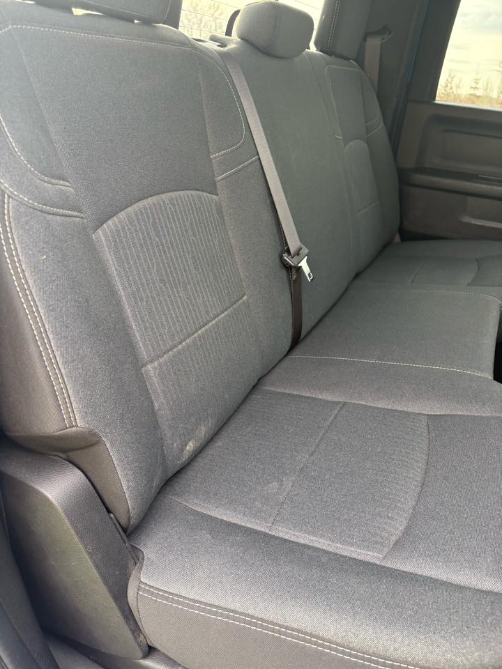 RAM 2500 Tradesman 4x4 Crew Cab 6'4" Box 2022