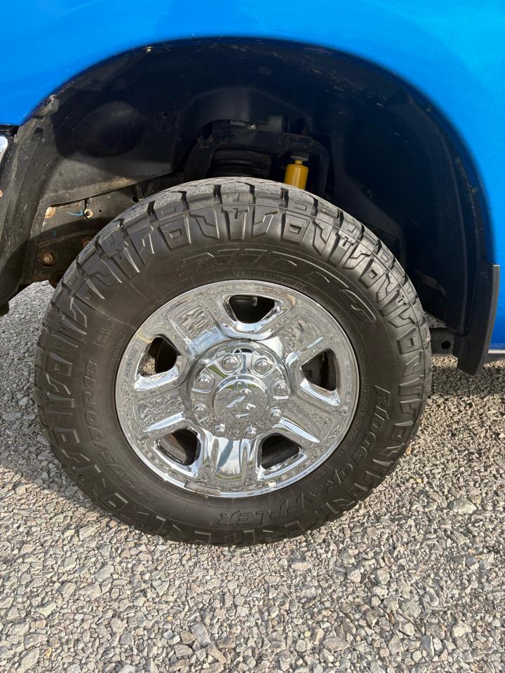 RAM 2500 Tradesman 4x4 Crew Cab 6'4" Box 2022