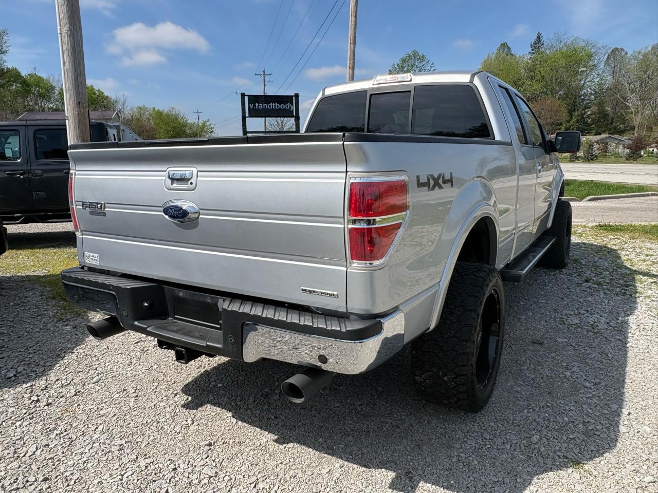 Ford F-150 4WD SuperCab 145" Lariat 2014