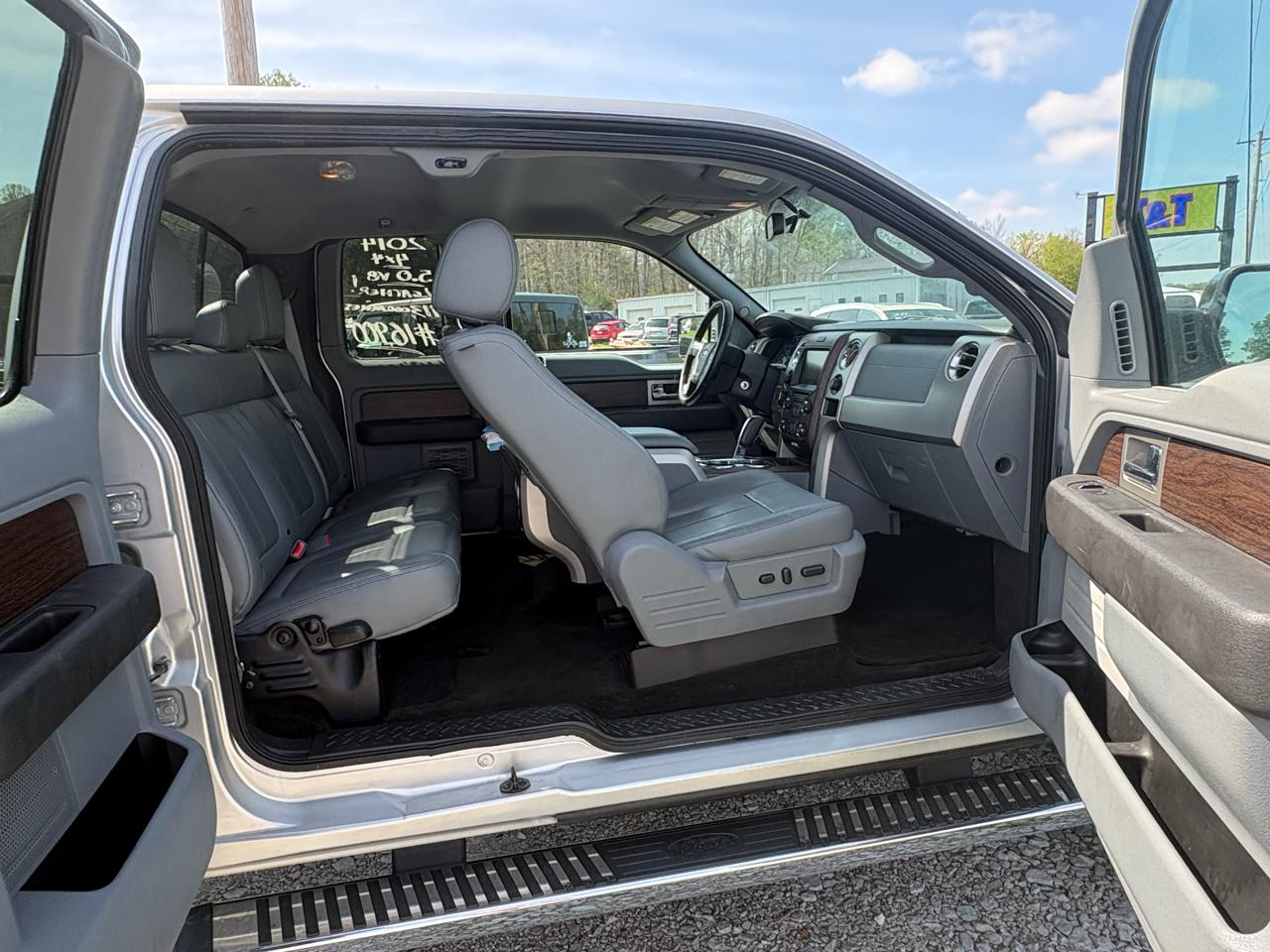 Ford F-150 4WD SuperCab 145" Lariat 2014