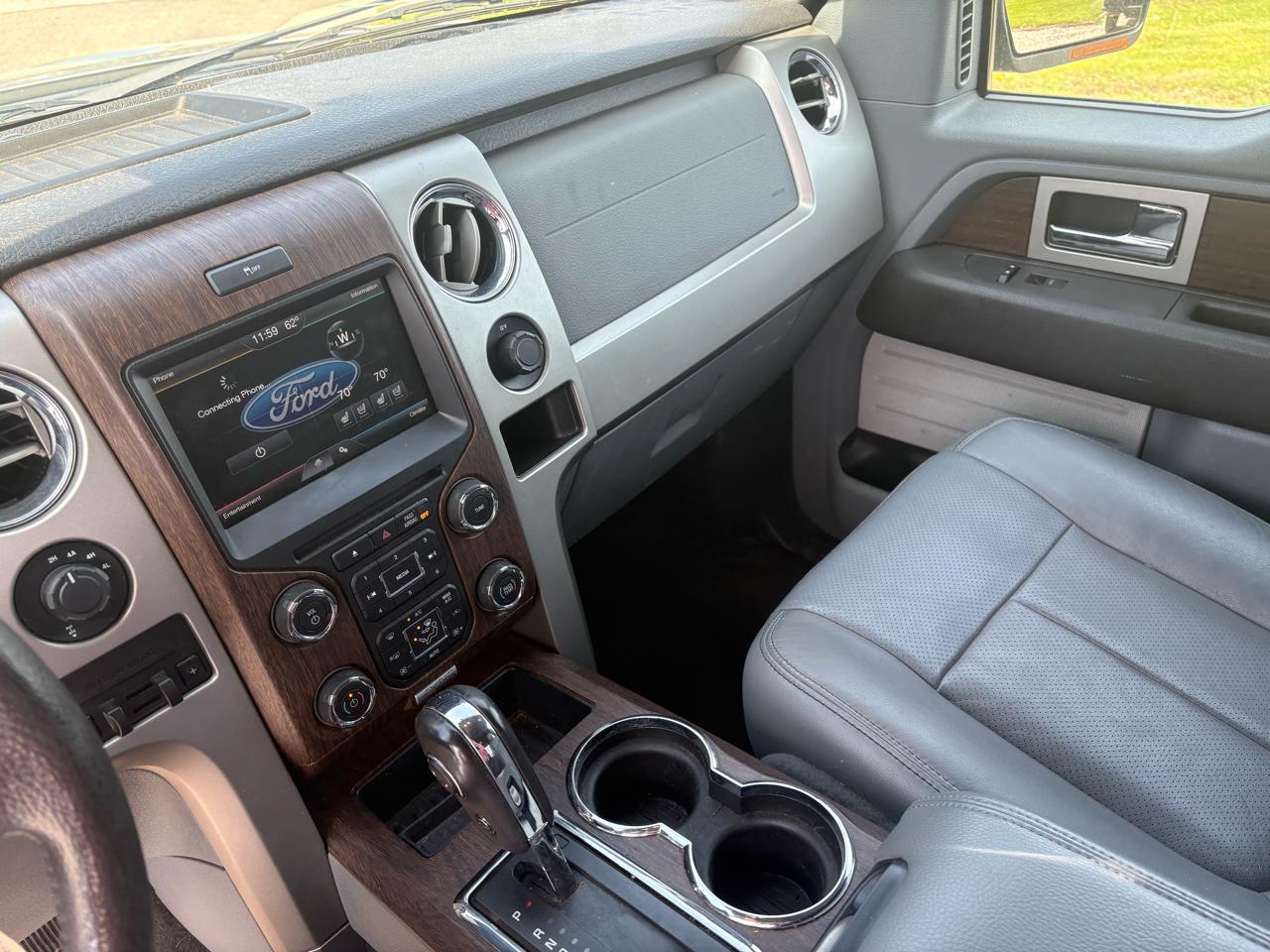 Ford F-150 4WD SuperCab 145" Lariat 2014